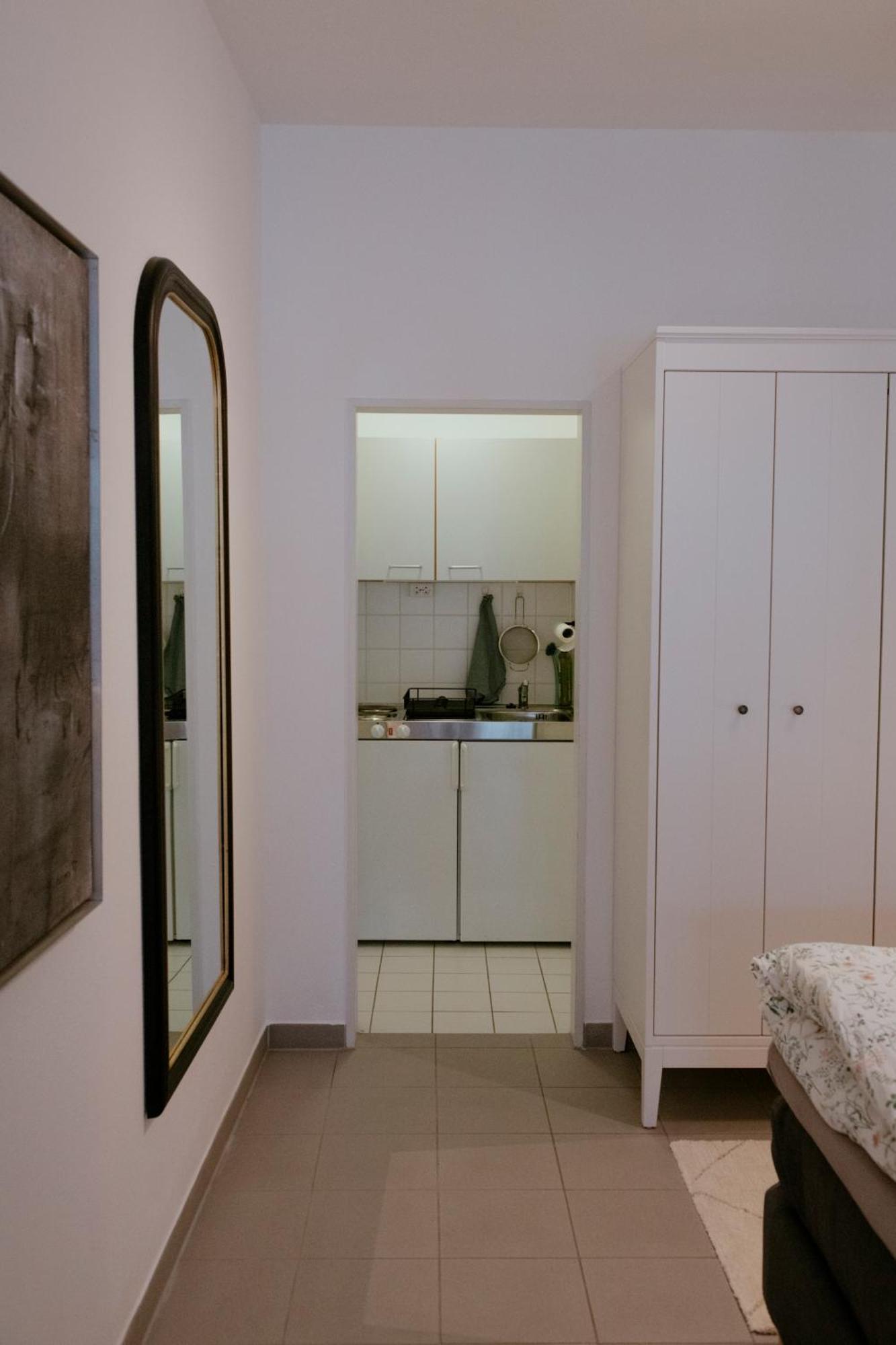 לנדסברג אם לך Charmante Ferienwohnung In Der Altstadt מראה חיצוני תמונה